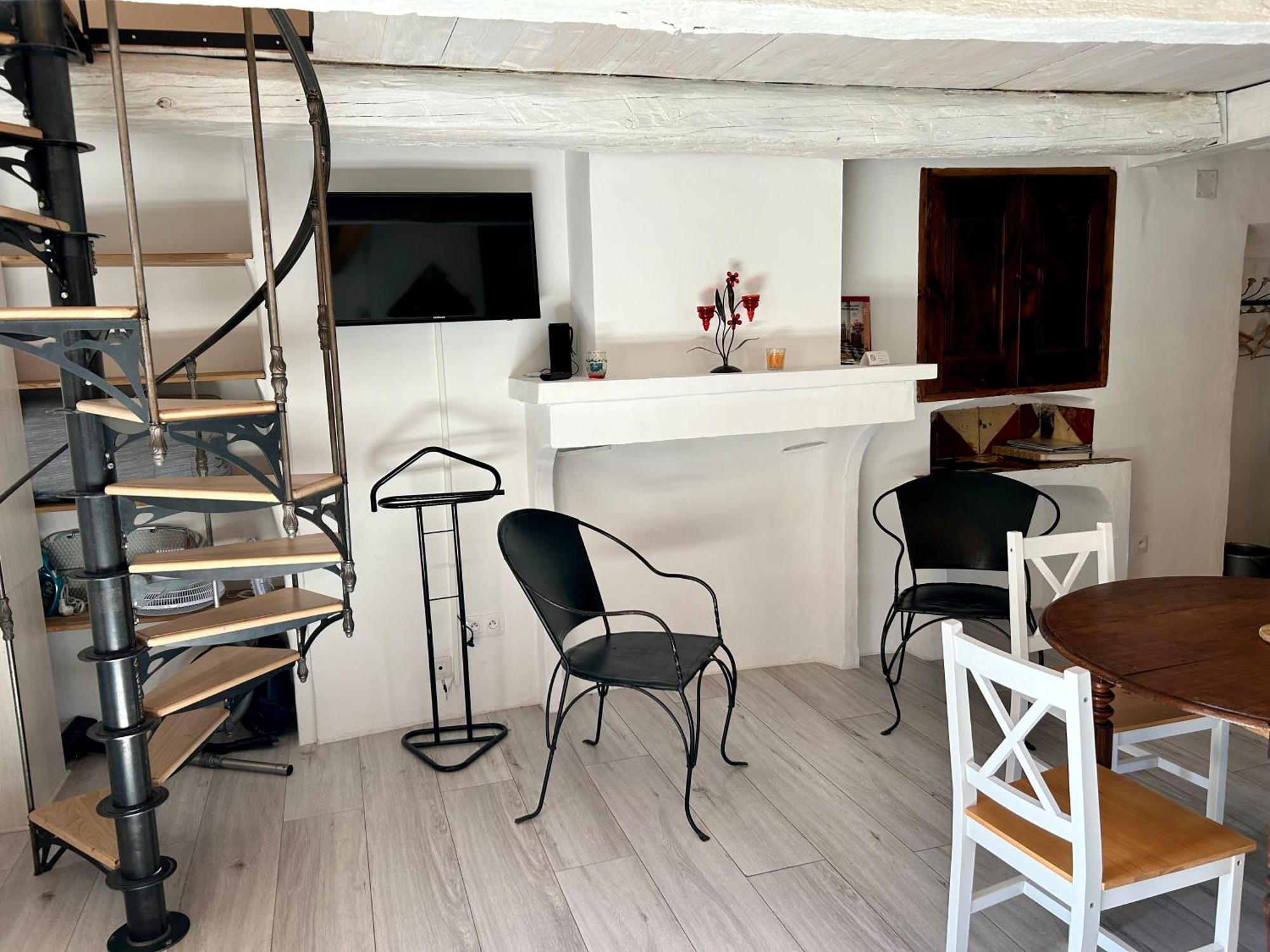La Calade Apartment Trigance Exterior photo
