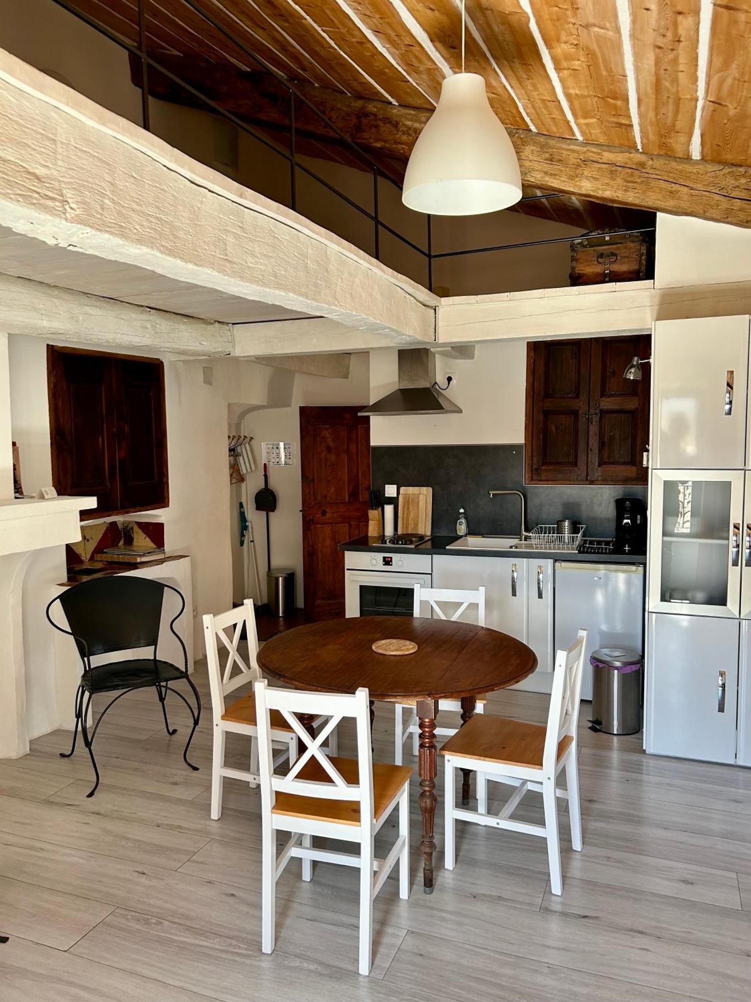 La Calade Apartment Trigance Exterior photo
